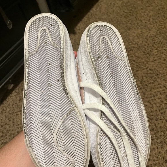 Pink women’s Nike Blazer - Picture 3 of 6